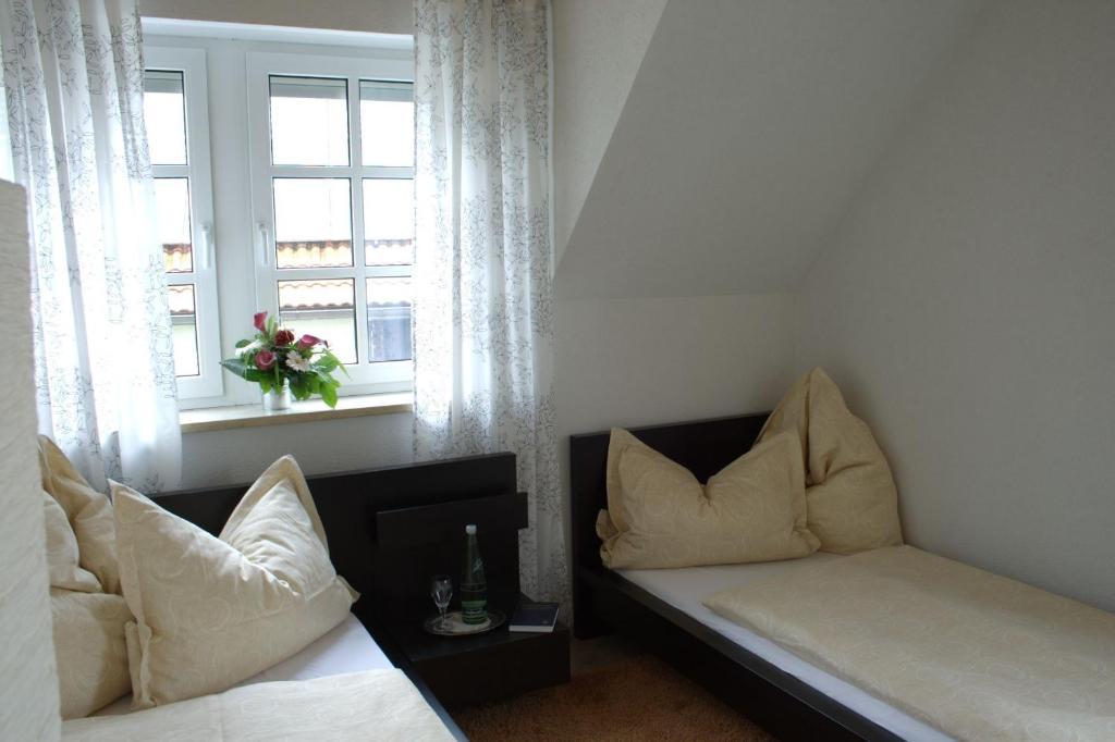 Landhotel Rangau Gasthof & Brennerei Markt Erlbach Cameră foto